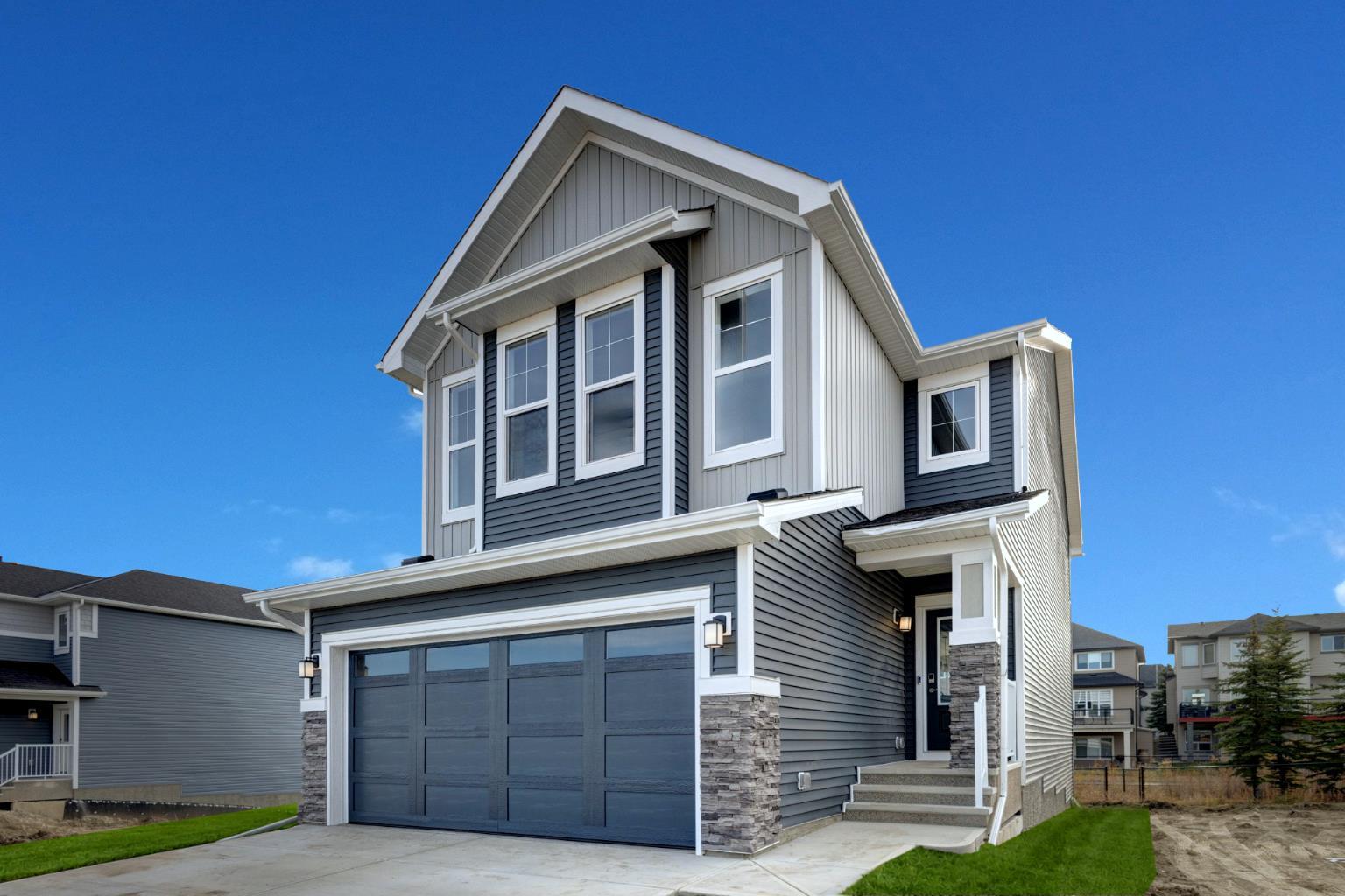 243 Silver Spruce Grove SW, T2X 5M2