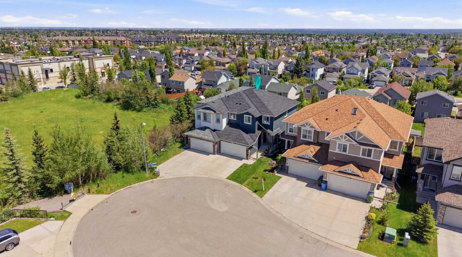 142 Bridlerange Place SW, T2Y 0K8