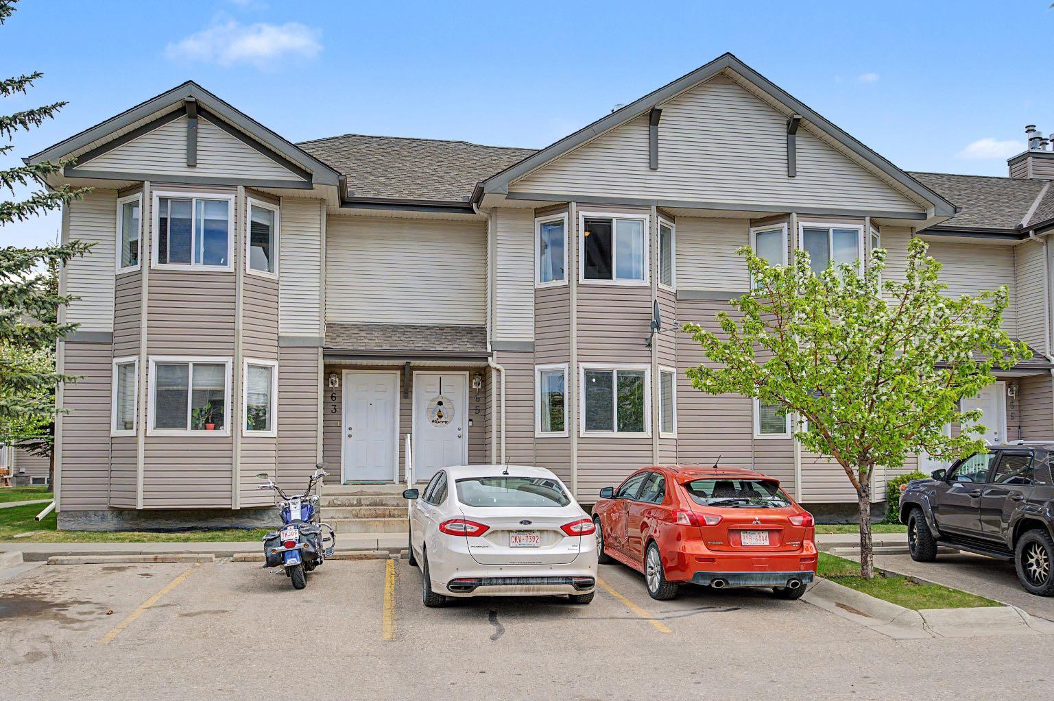 65 Royal Birch Villas NW, T3G 5V2