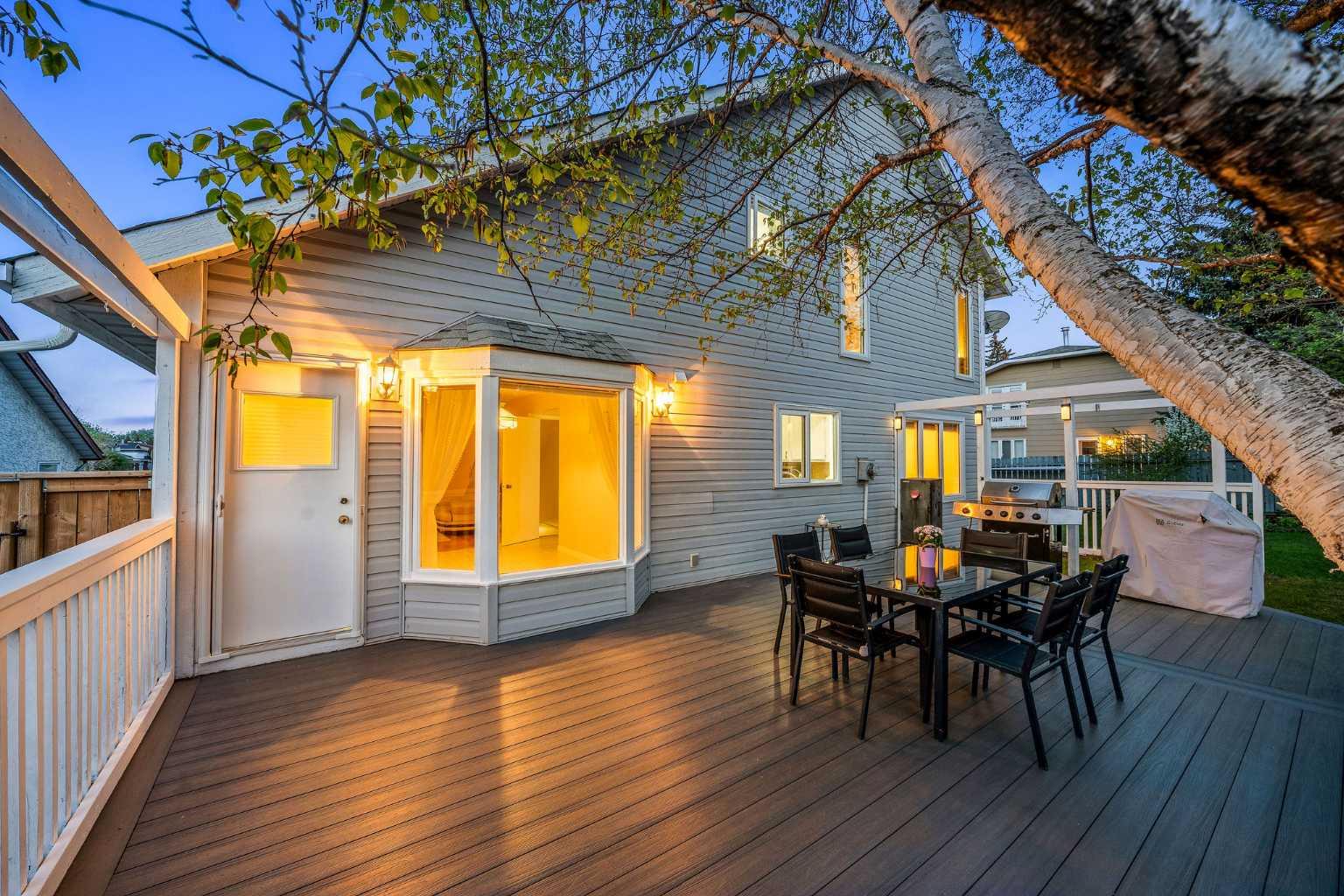 39 Woodmont Way, T2W 4L7