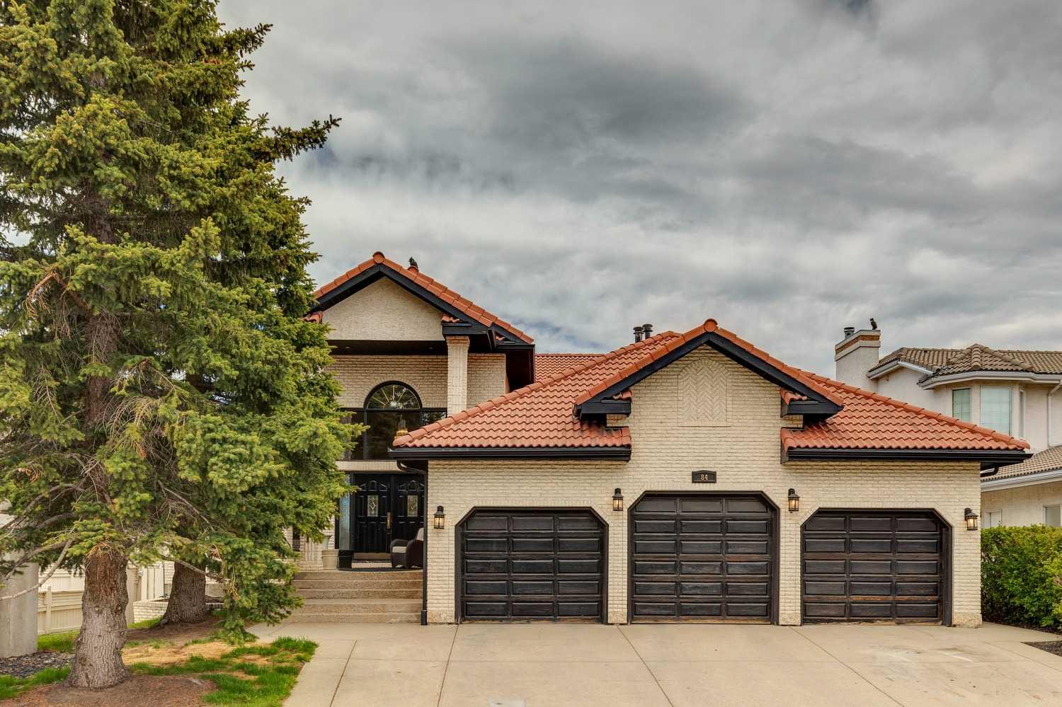 84 EDENSTONE Way NW, T3A3Z1