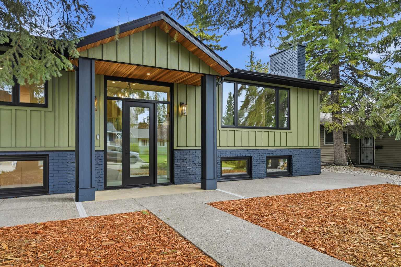 1132 Lake Sylvan Place SE, T2J2P6