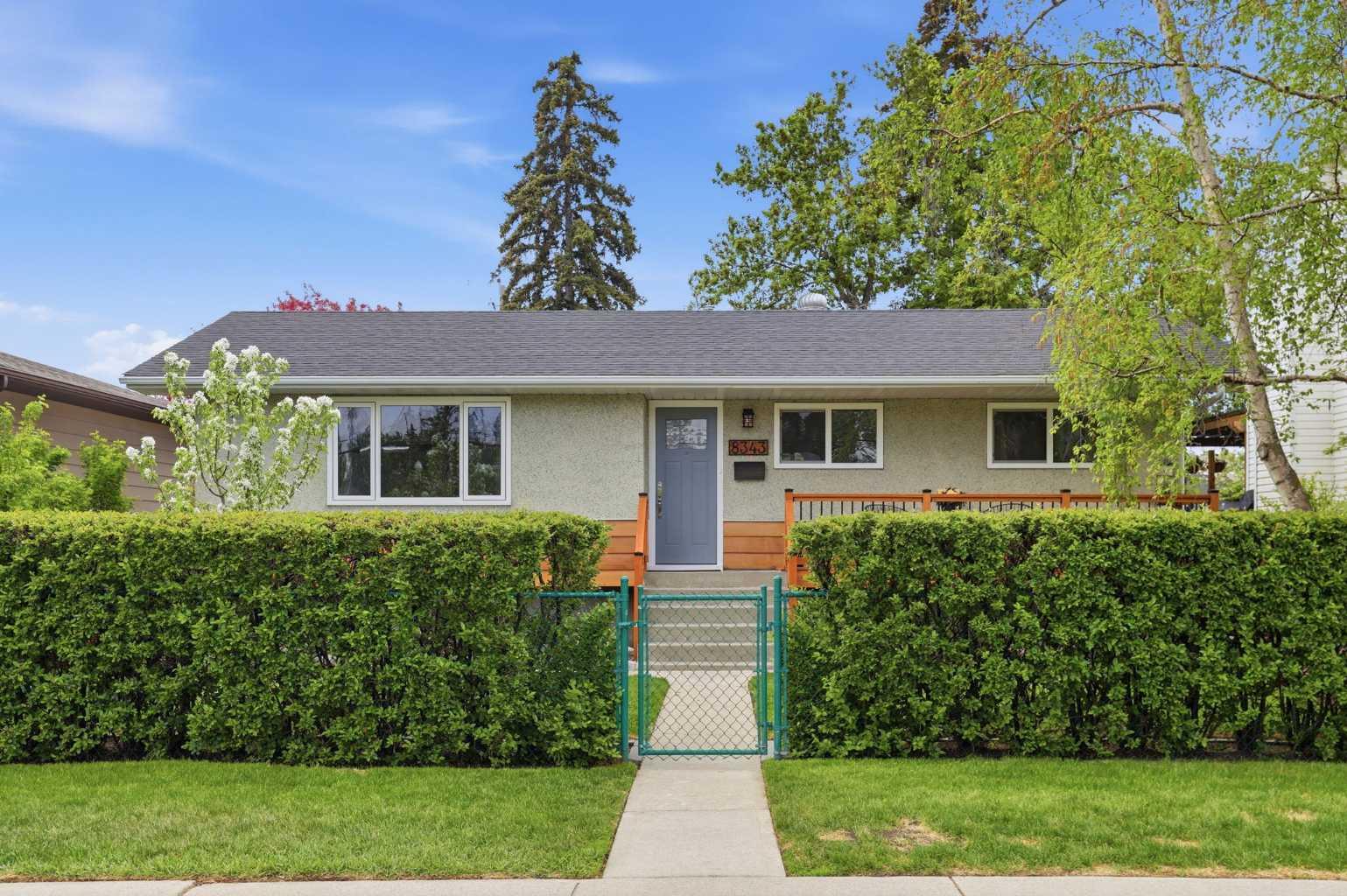 8343 48 Avenue NW, T3B 2A9