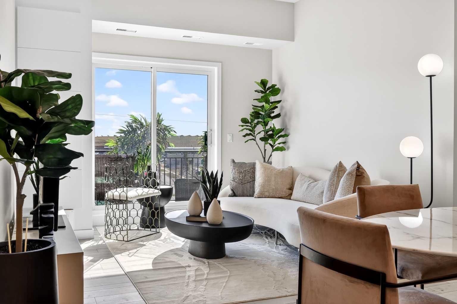 408, 255 Les Jardins Park SE, T2C 5W9