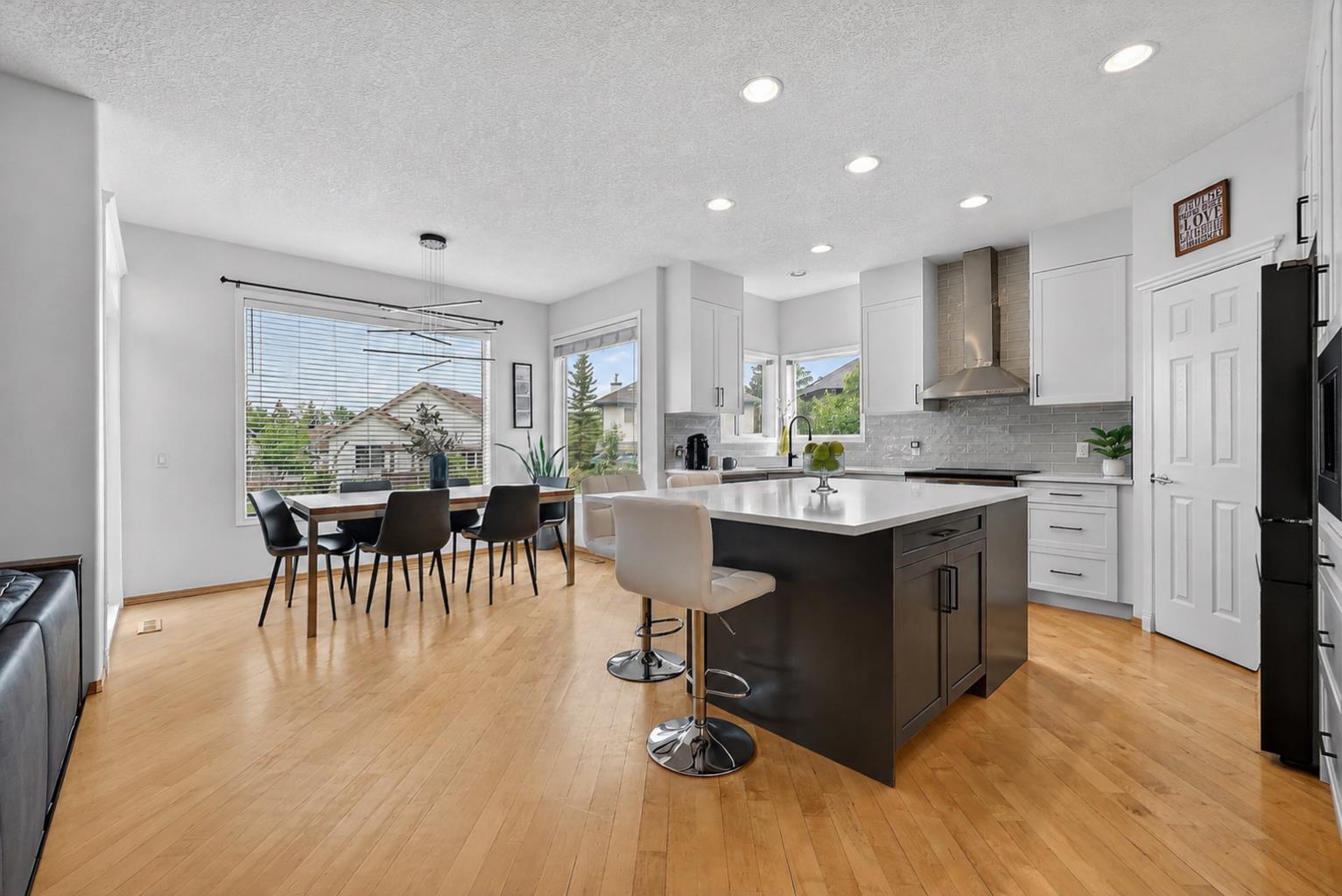 36 Somerside Bay SW, T2Y4K6