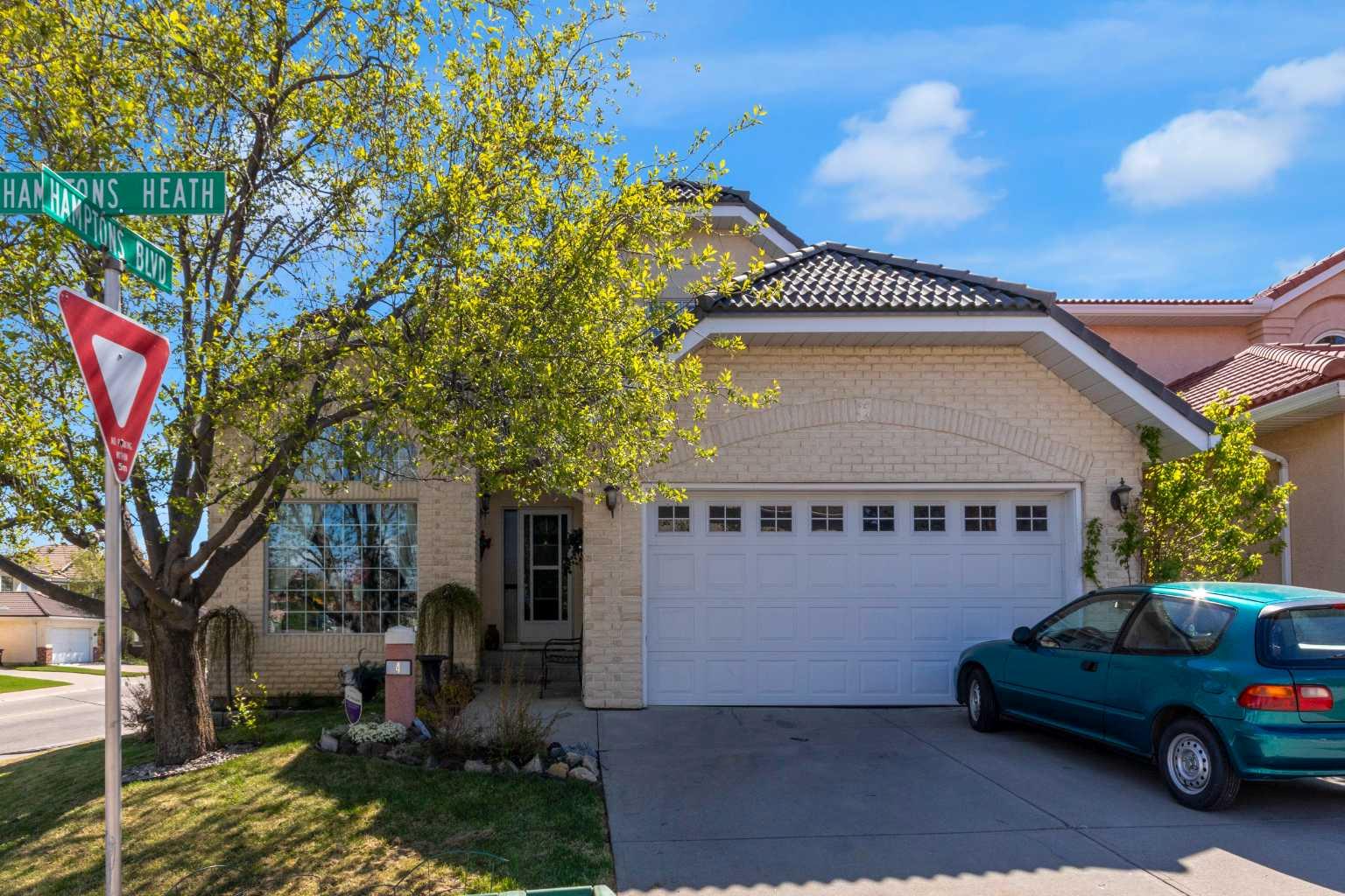 4 Hamptons Heath NW, T3A 5E8