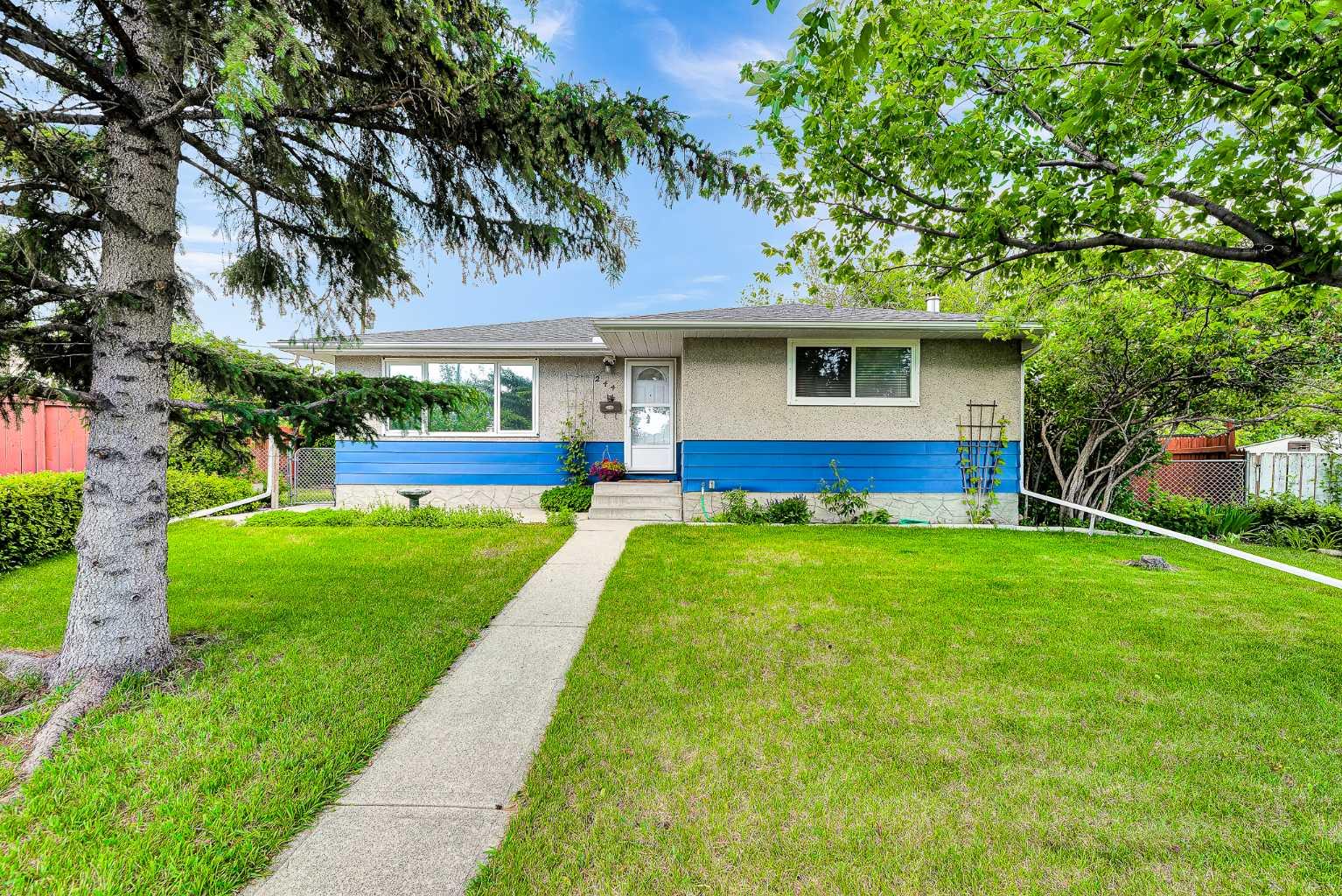 244 Travis Place NE, T2K 3W4