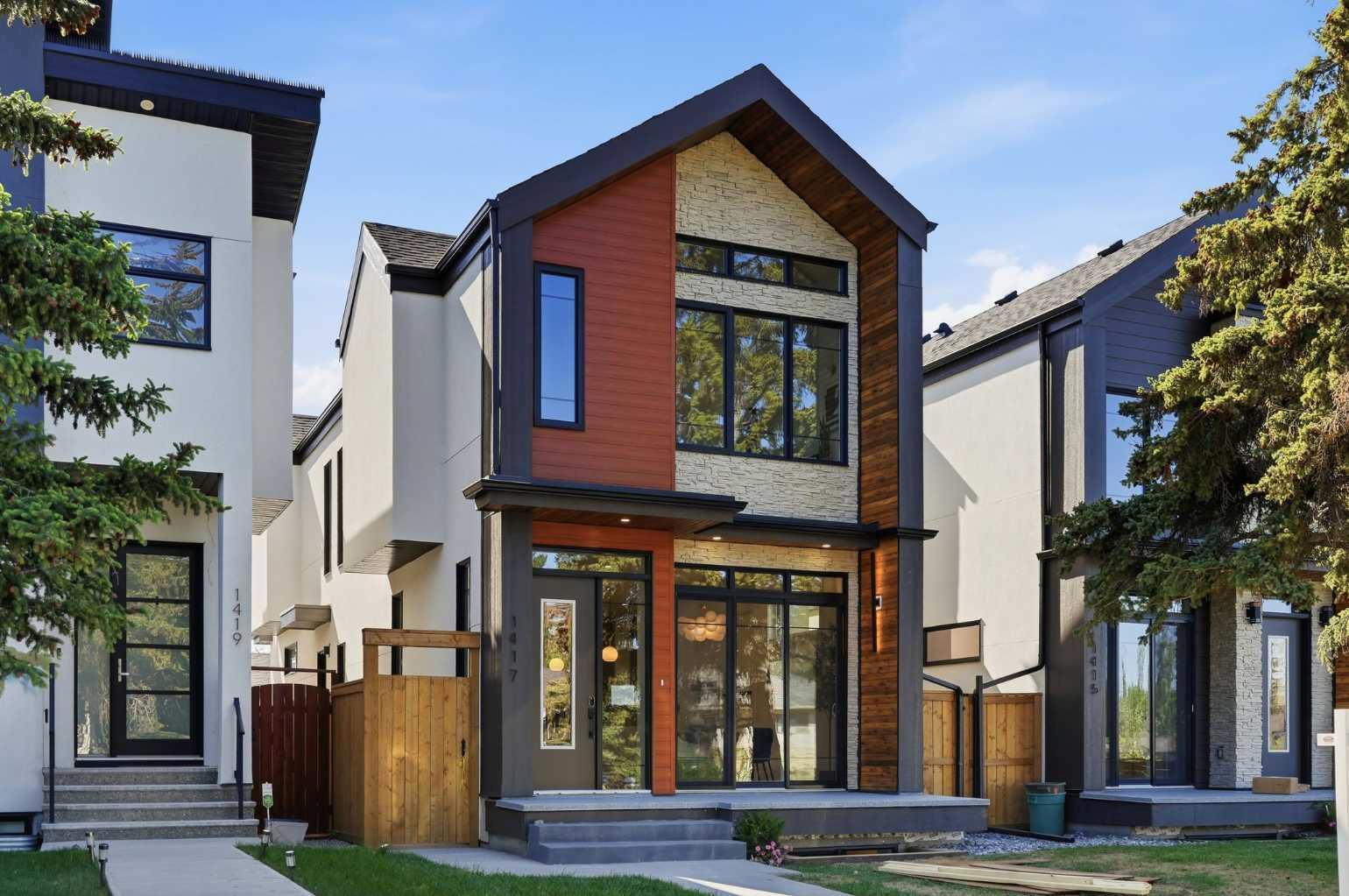 1417 44 Street SW, T3C 2A7
