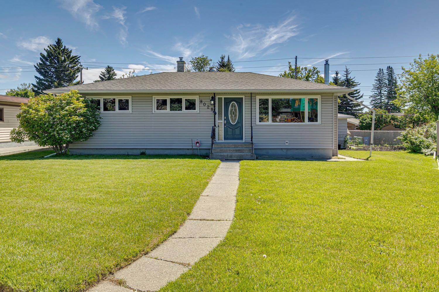 8028 5 Street SW, T2V1C5