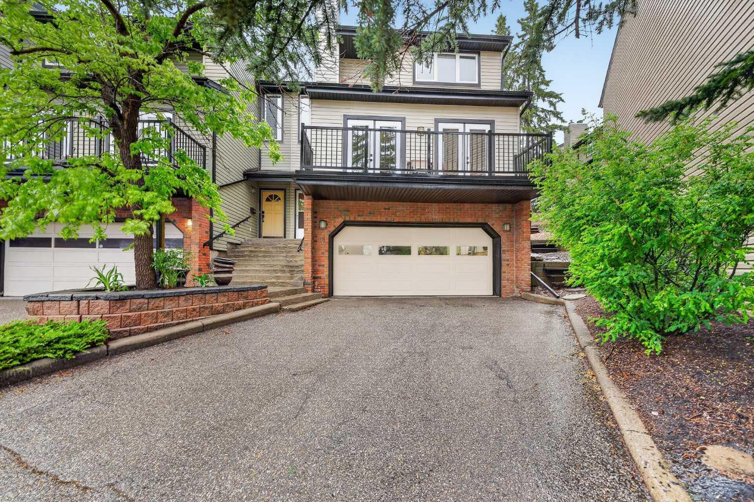 4, 448 Strathcona Drive SW, T3H 1M3