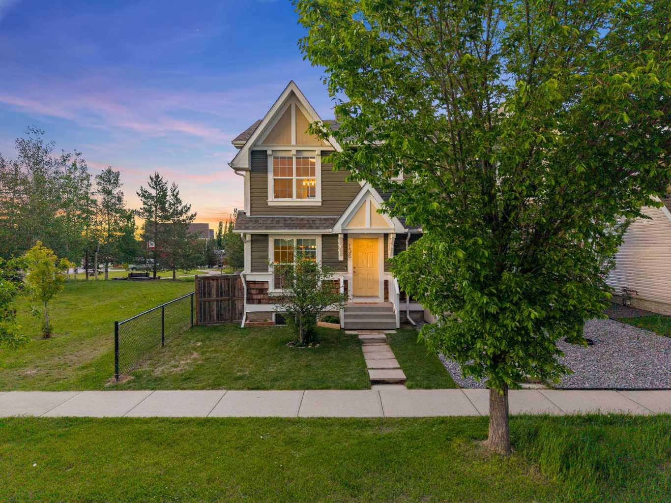 136 Auburn Bay Street SE, T3M 0V8