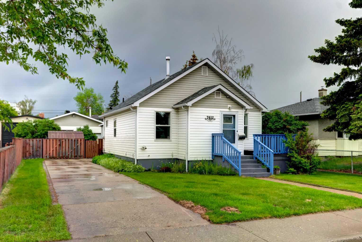 7412 22 Street SE, T2C 0W6