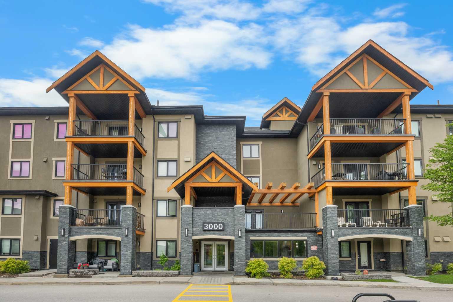 3110, 402 Kincora Glen Road NW, T3R 0V2