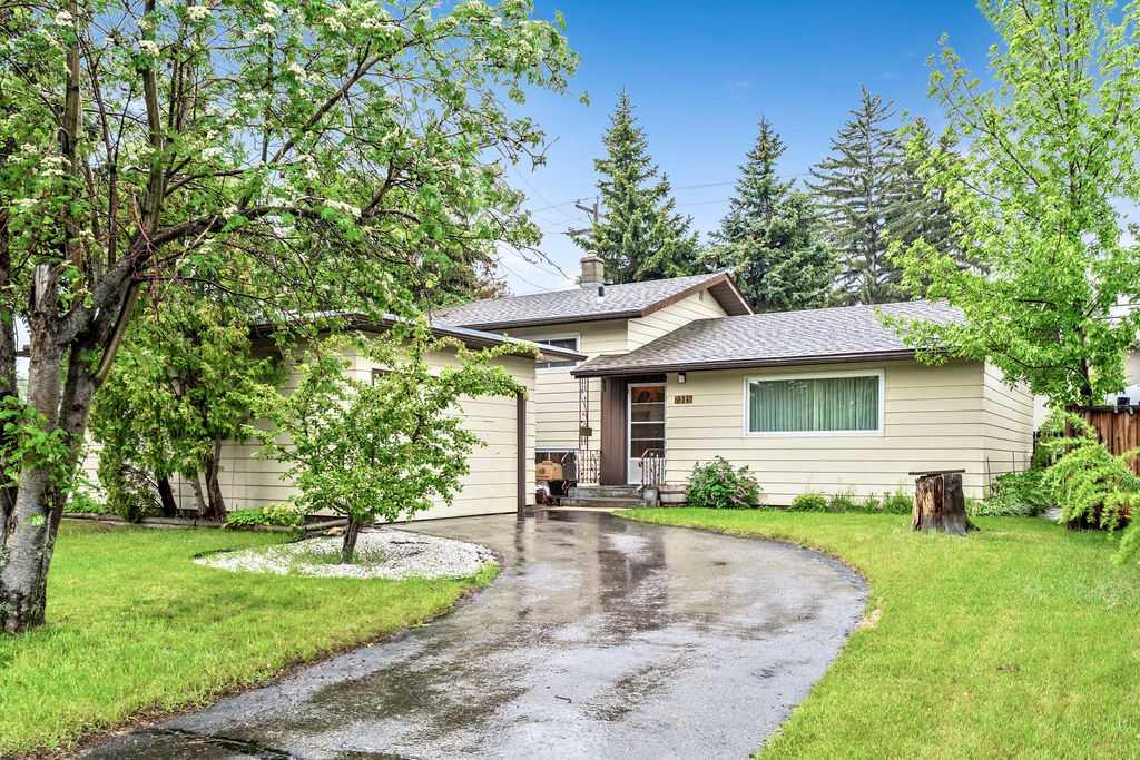 7315 5 Street SW, T2V 1B4