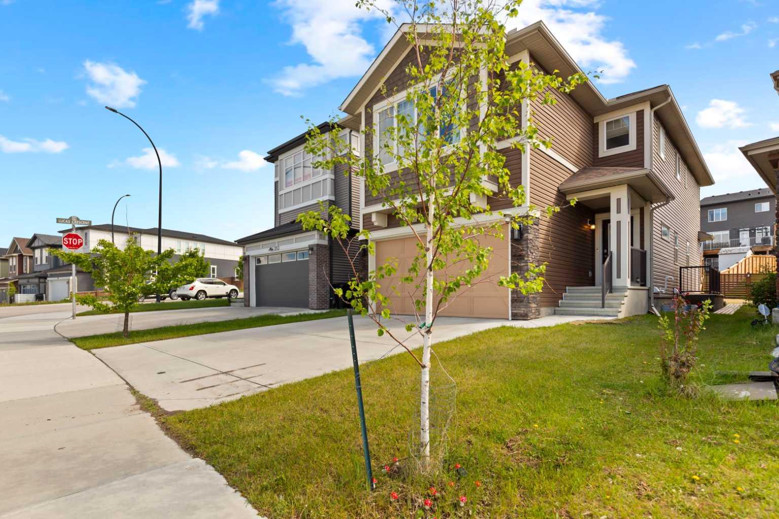 249 Lucas Crescent NW, T3P 1M8