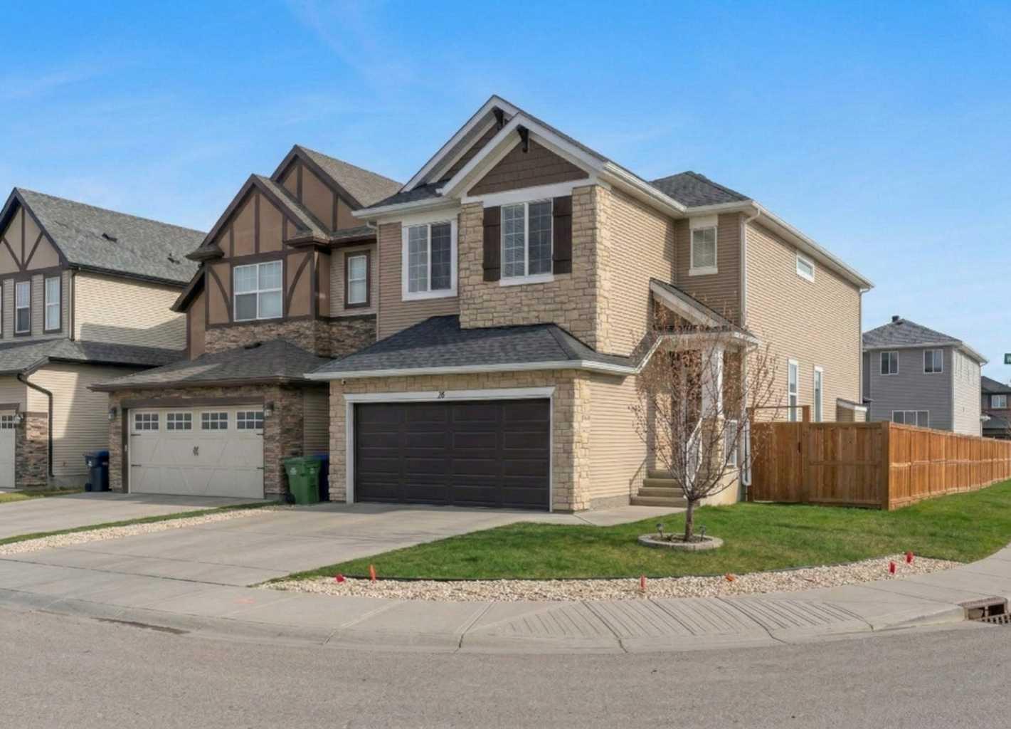 16 Nolancrest Circle NW, T3R 0T8