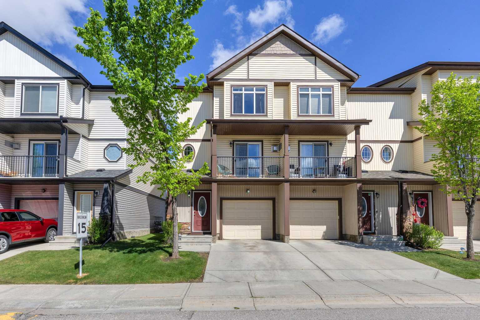 401 Copperpond Landing SE, T2G 1Z6