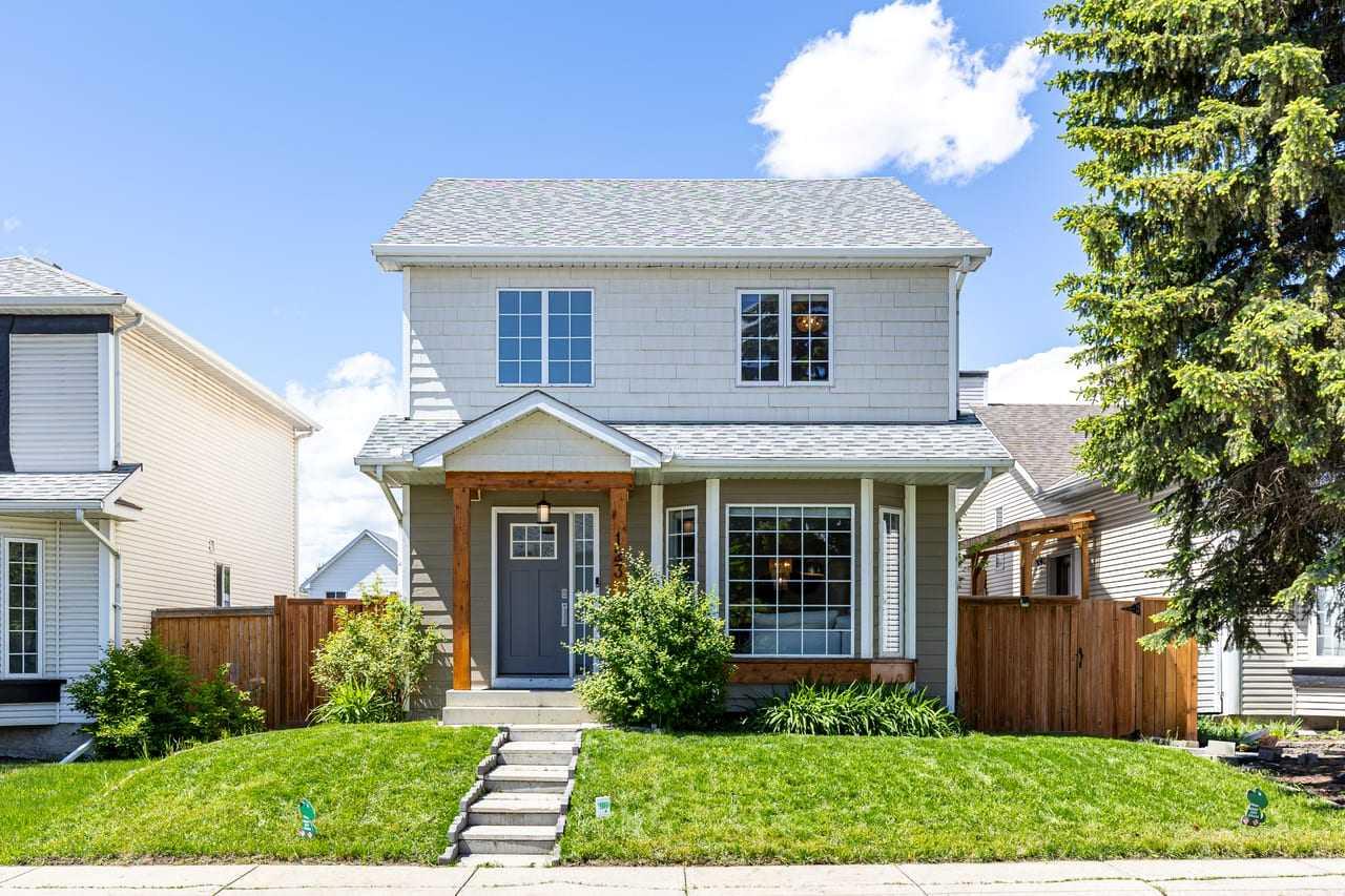 123 Mt Lorette Close SE, T2Z2L8