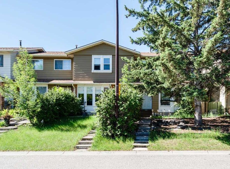 144 Midbend Place SE, T2X 2J6
