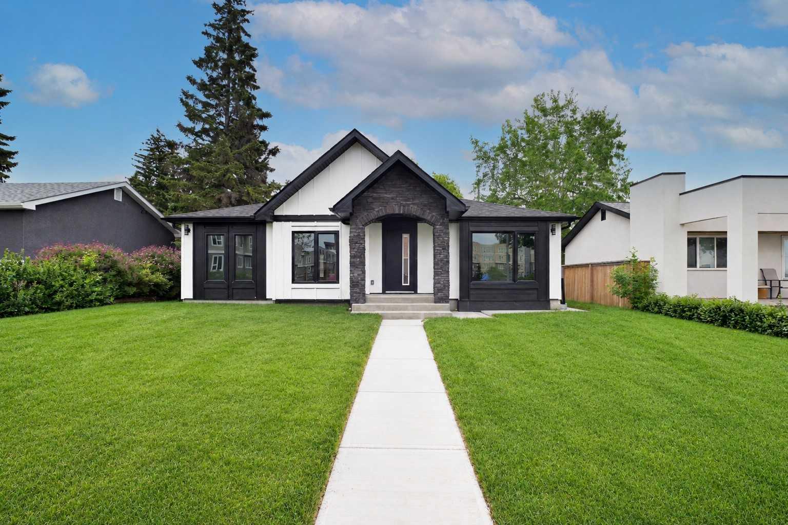 4940 45 Street SW, T3E 3W4