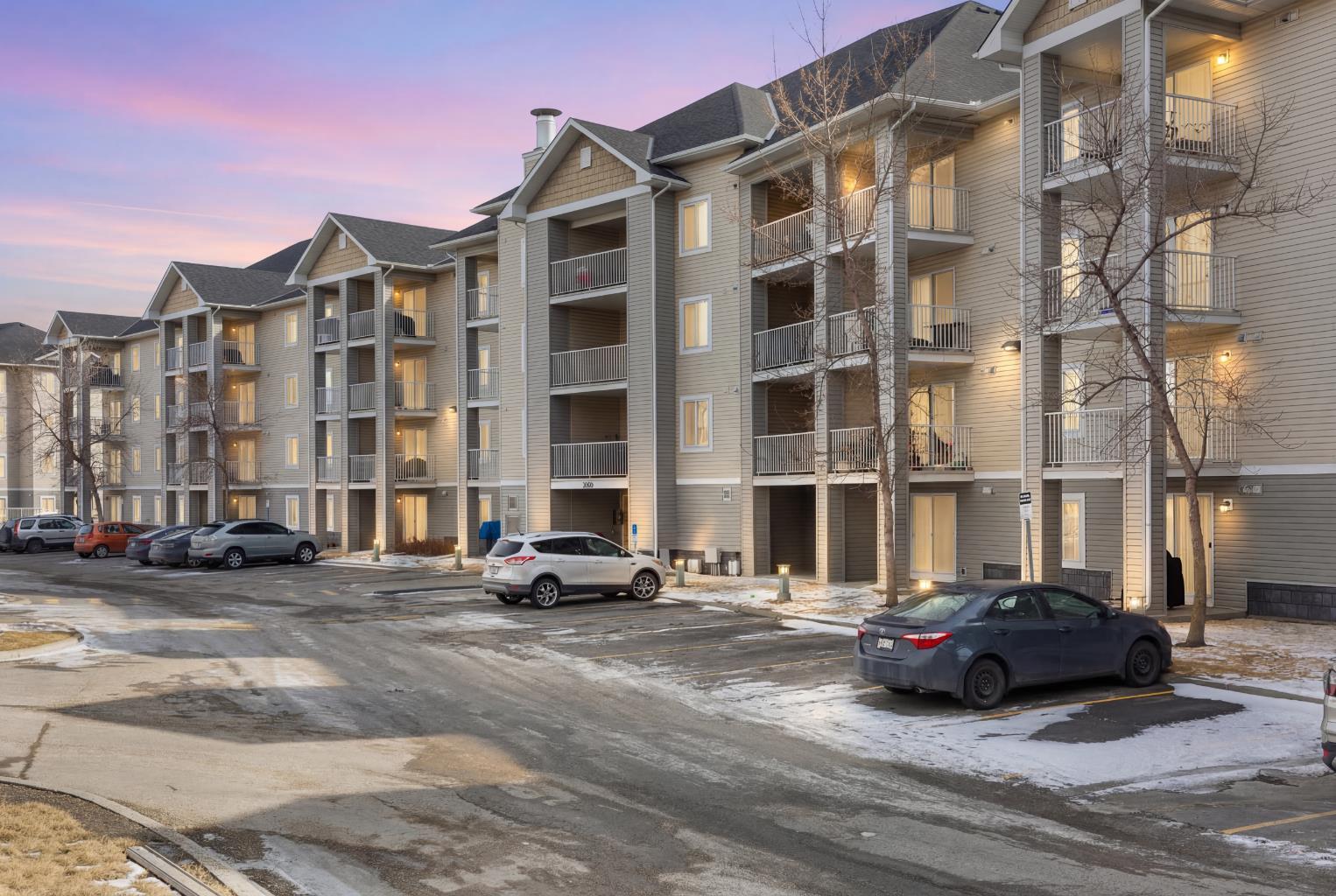 3111, 1620 70 Street SE, T2A 7Z3