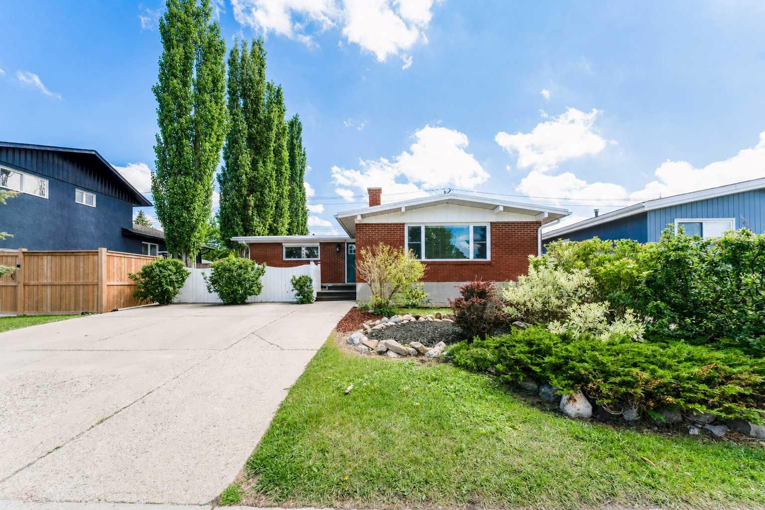 2023 8 Avenue NE, T2E 0T5