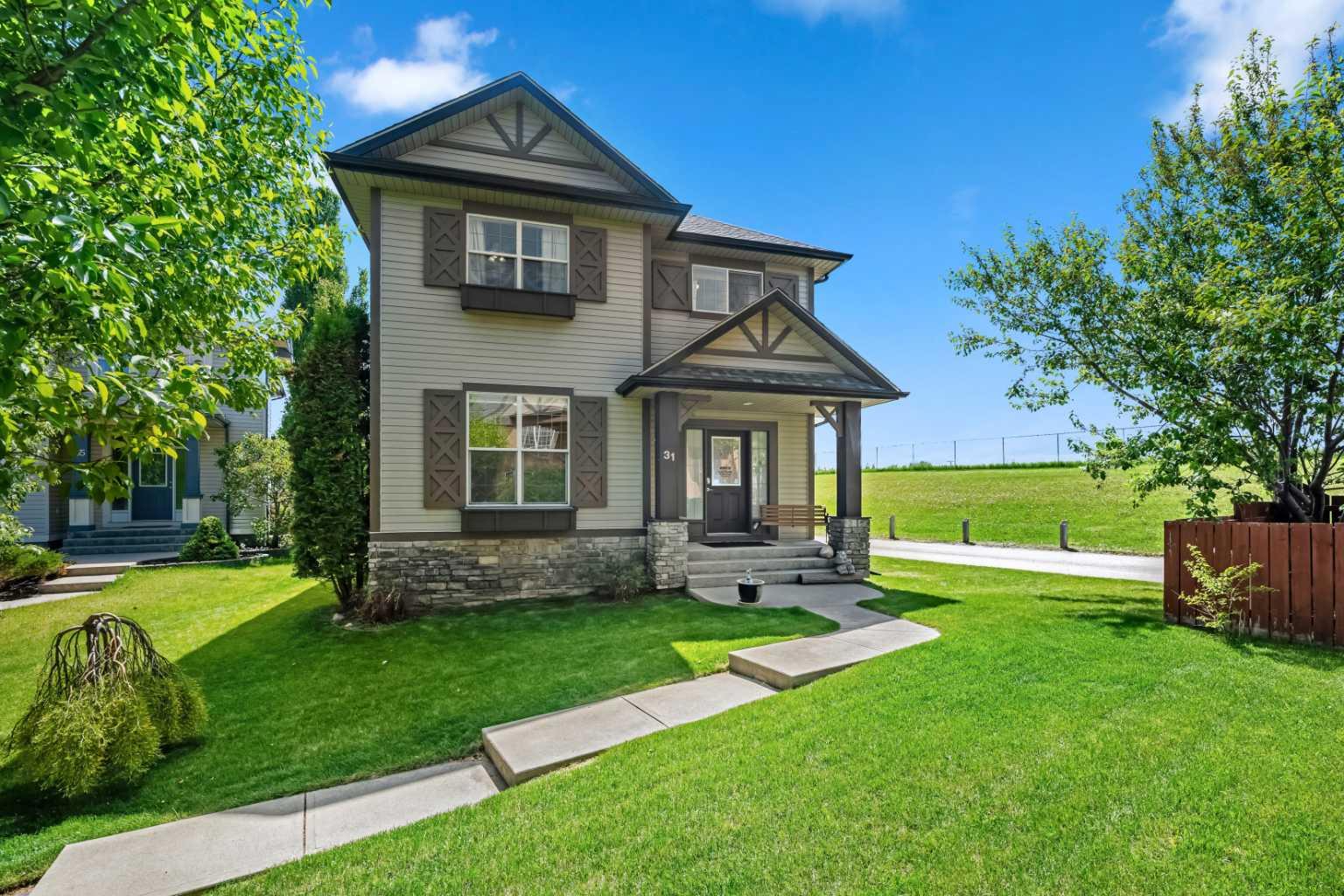 31 Elgin Green SE, T2Z 3Y8