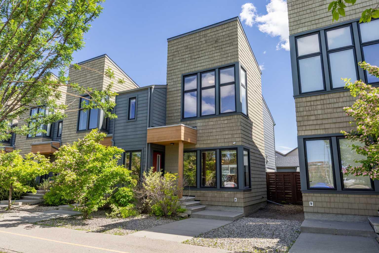 140 Walden Gate SE, T2X 0P3