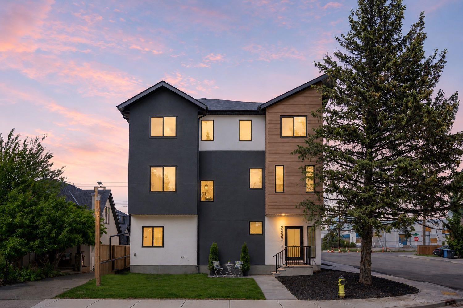 2402 Westmount Road NW, T2N 3N8