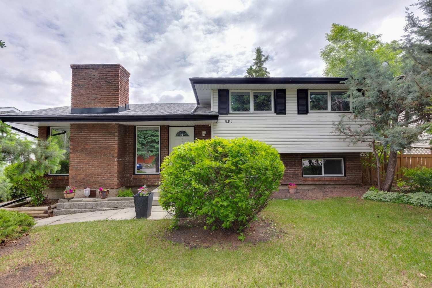 931 124 Avenue SW, T2W 1T2