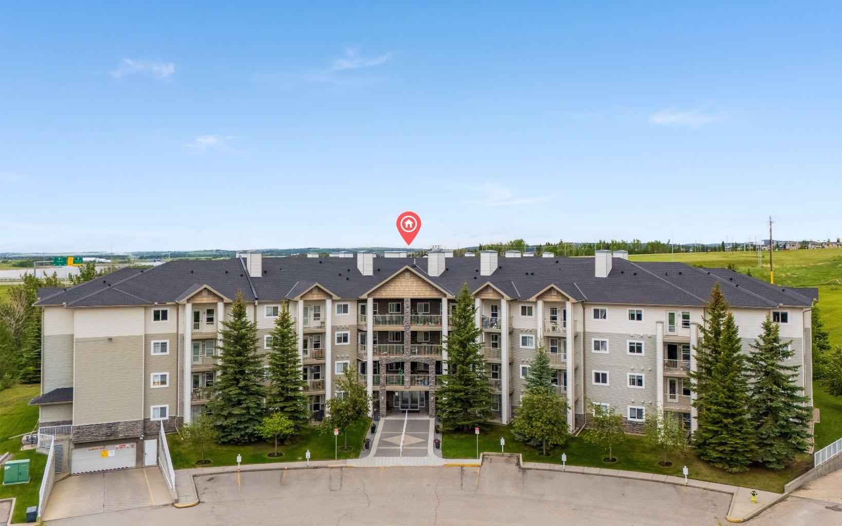 325, 5000 Somervale Court SW, T2Y 4M1