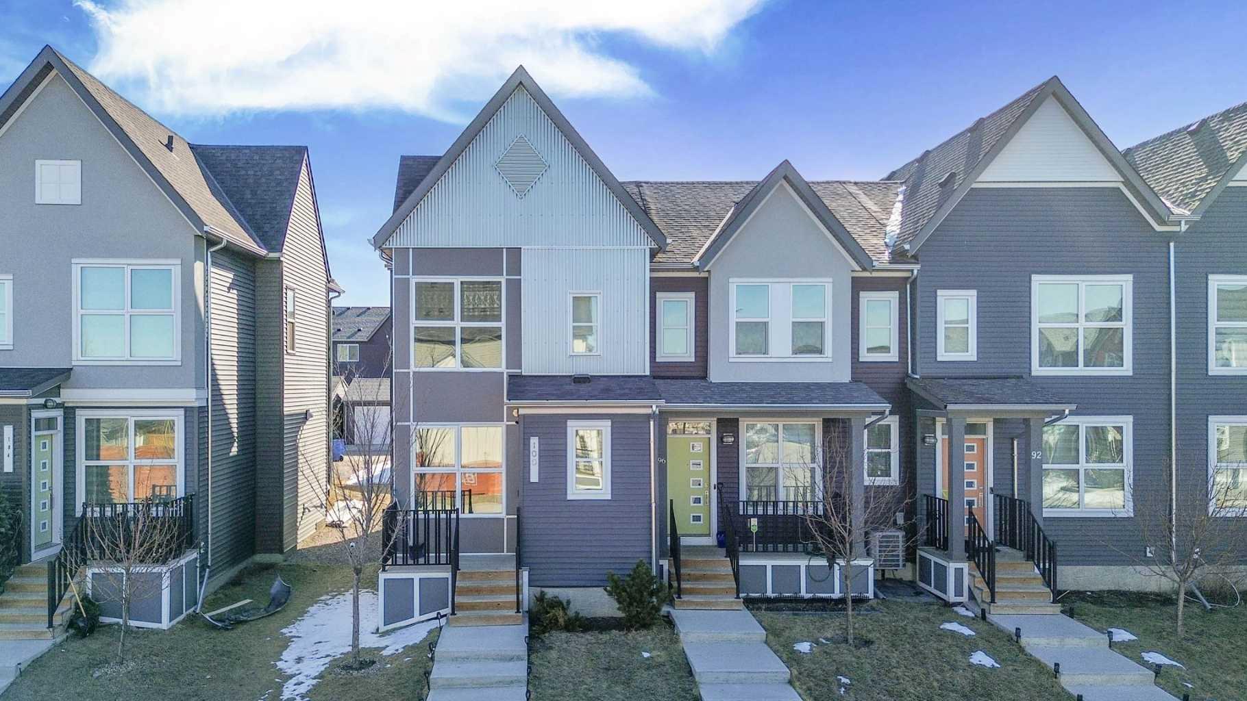 100 Carringvue Way NW, T3P1K7