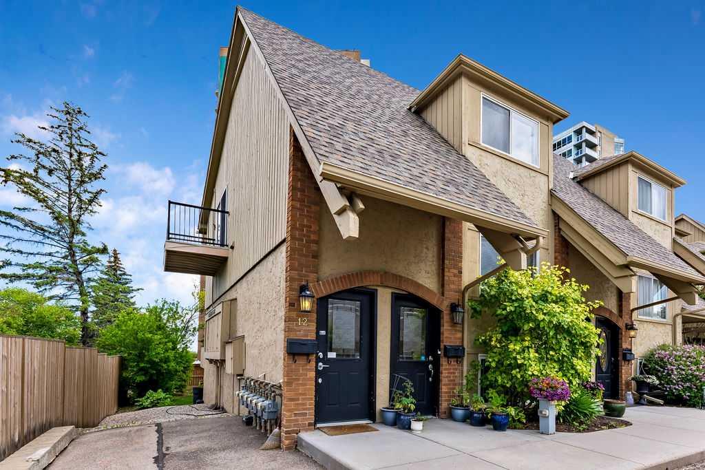 12, 2204 Paliswood Road SW, T2V 4Y6