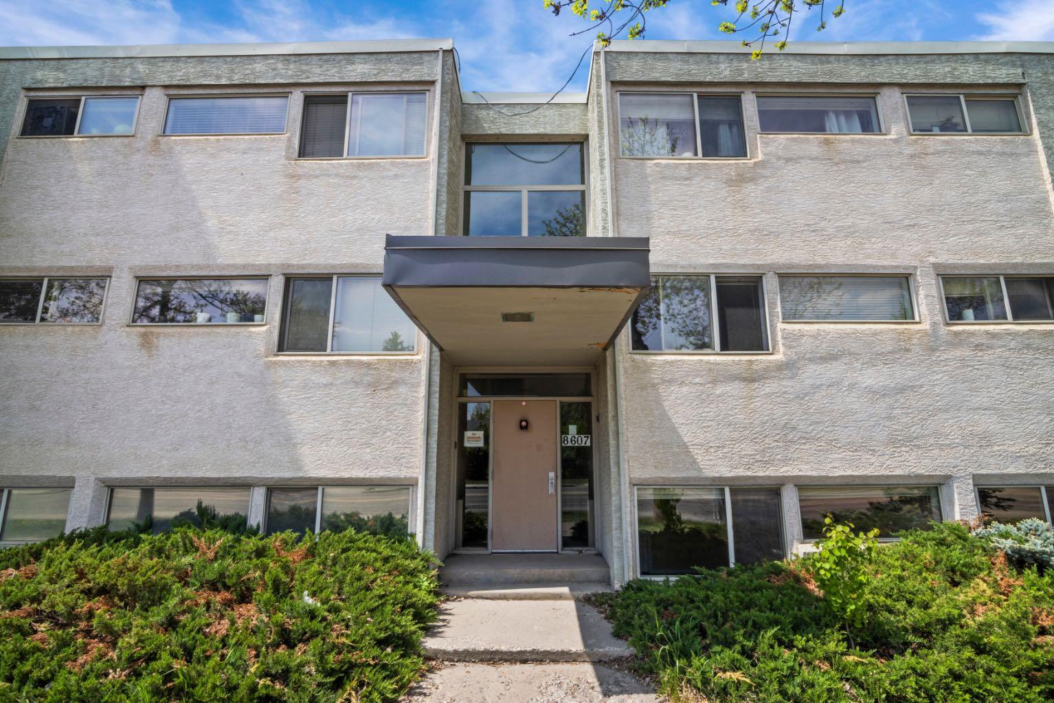 104, 8607 Elbow Drive SW, T2V 1K8
