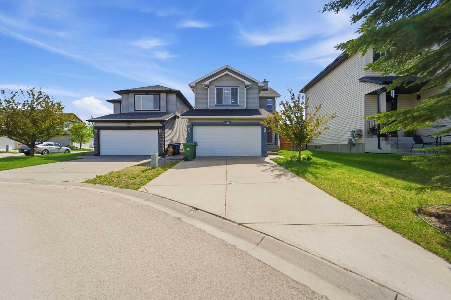 235 Citadel Meadow Bay NW, T3G4Z4