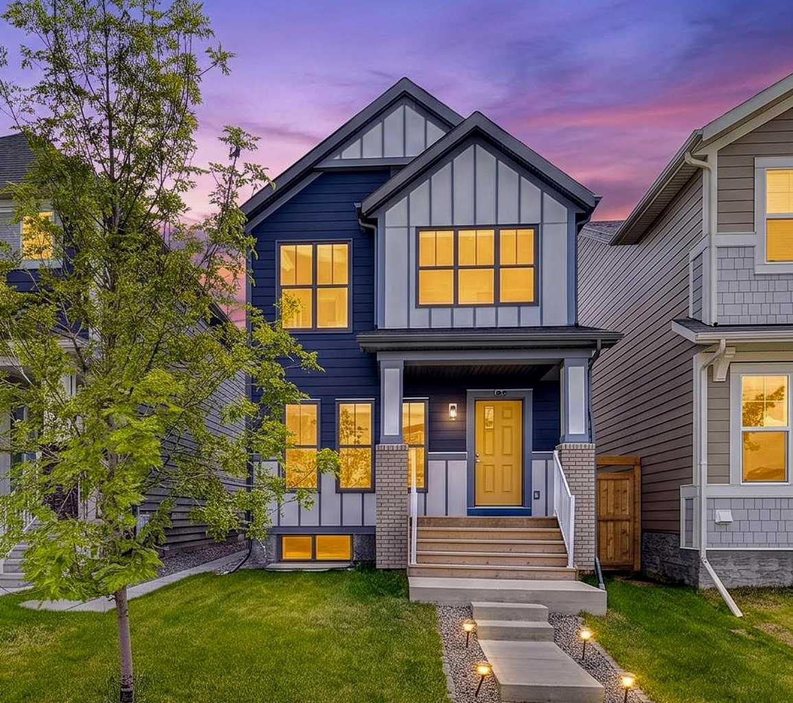 170 Magnolia Square SE, T3M 2W5