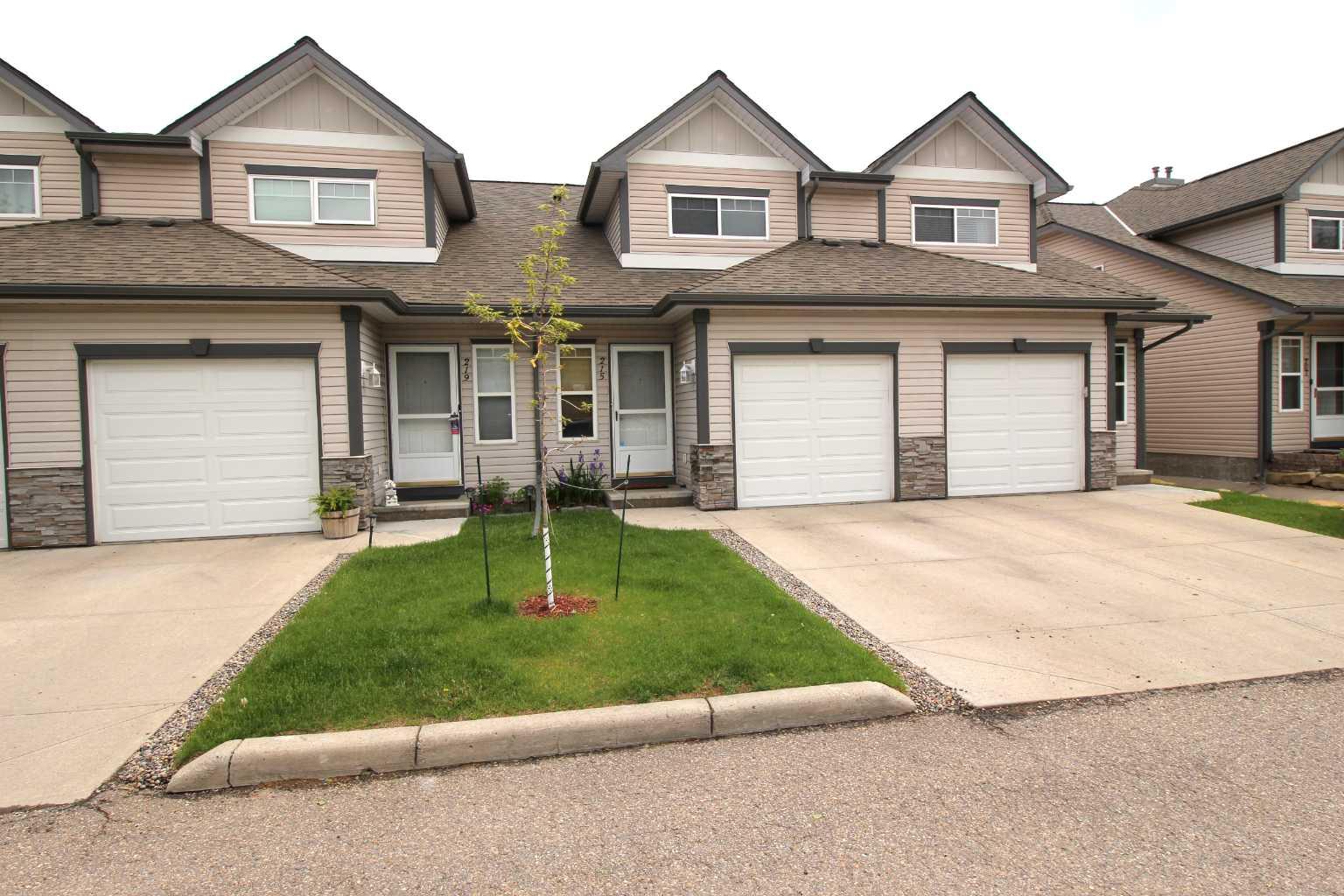 215 Millview Green SW, T2Y 3W1