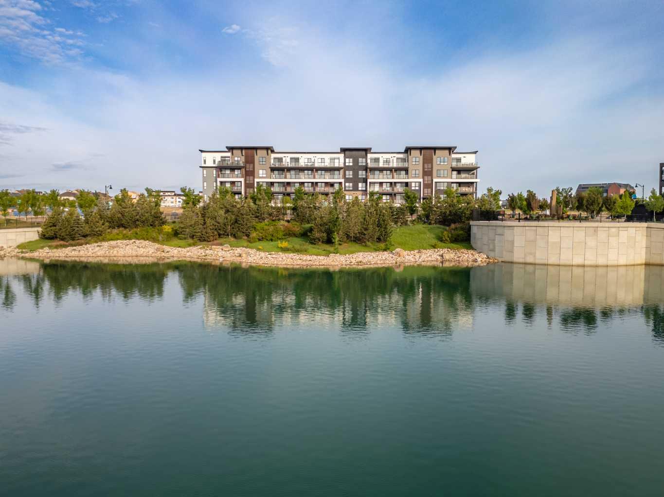 7121, 1802 Mahogany Boulevard SE, T3M4A5
