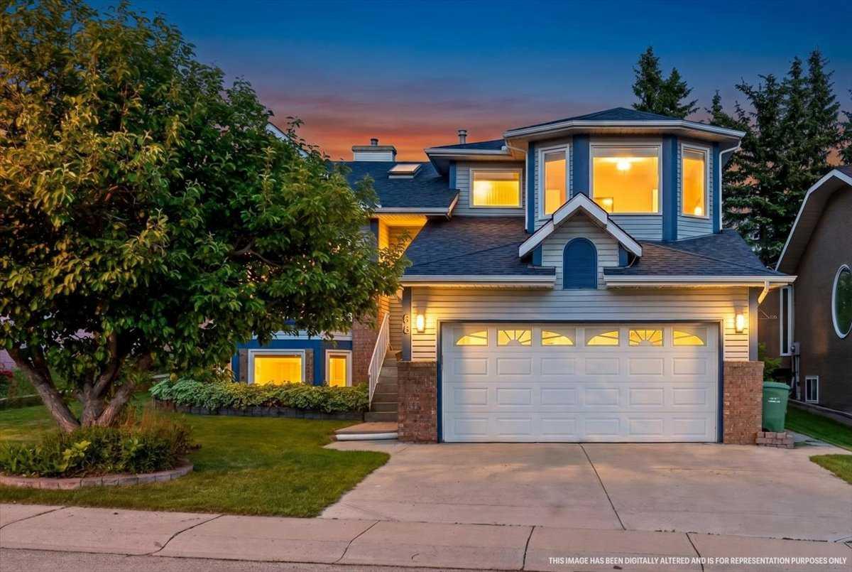 86 Douglas Woods Close SE, T2Z 1Z5