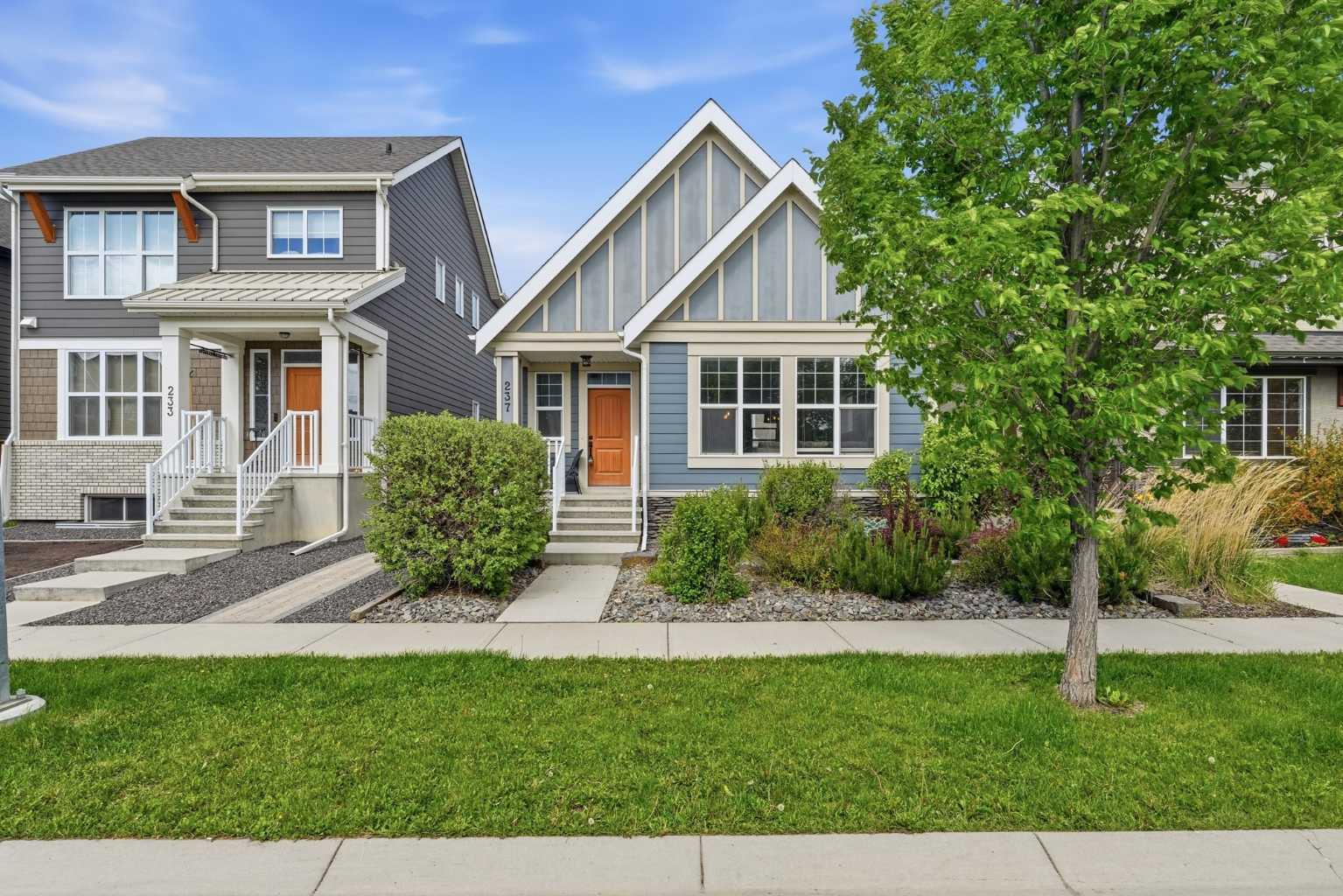 237 Mahogany Parade SE, T3M 2J9