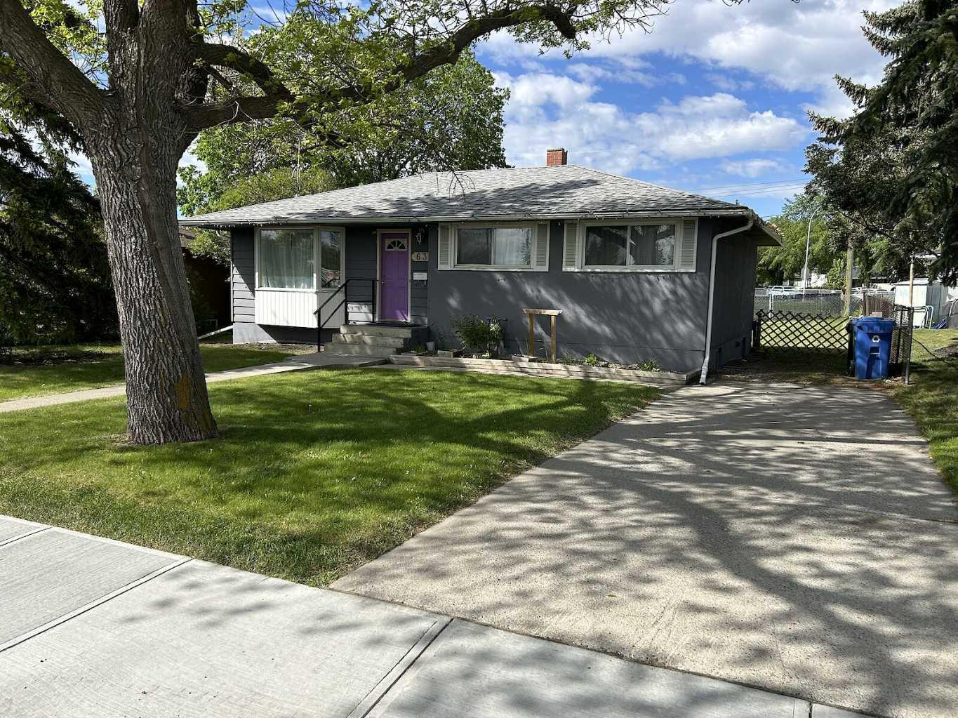 639 Thornhill Drive NW, T2K2R9