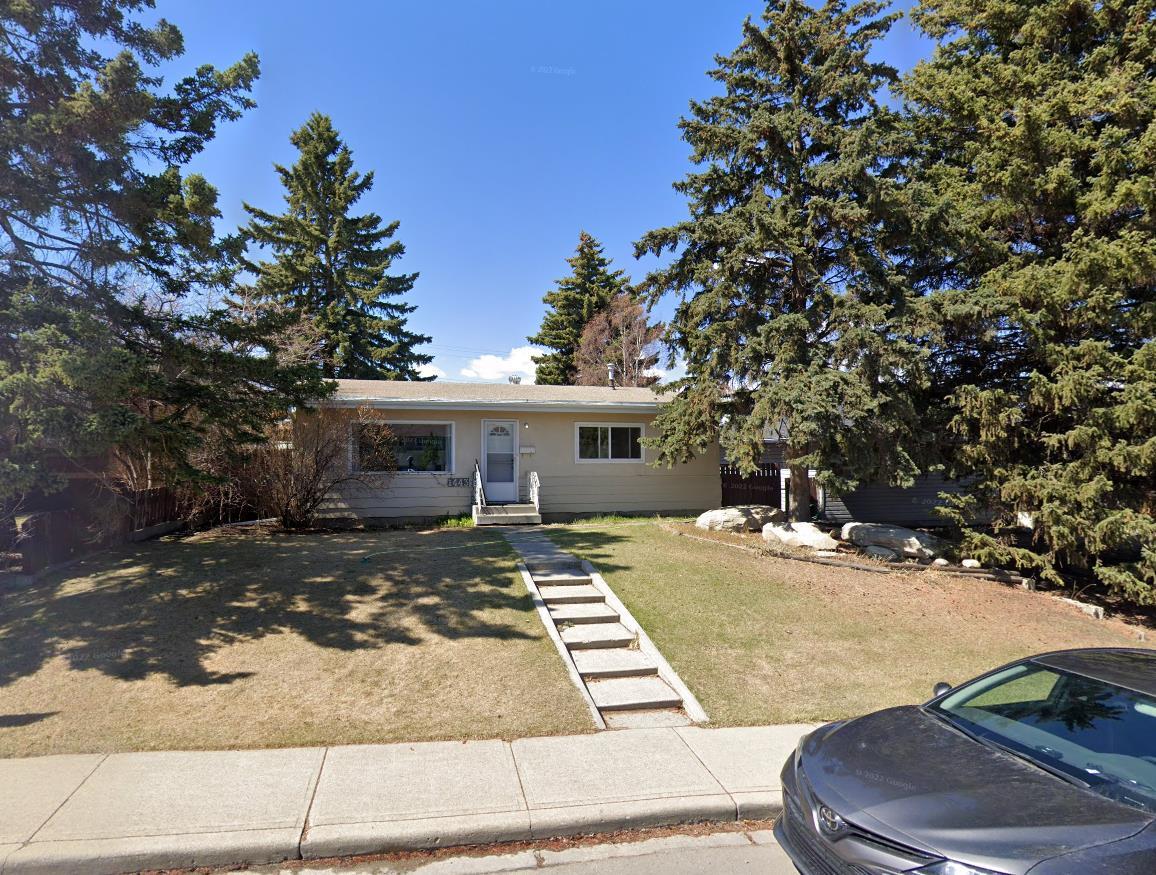 1443 44 Street SW, T3C2A7