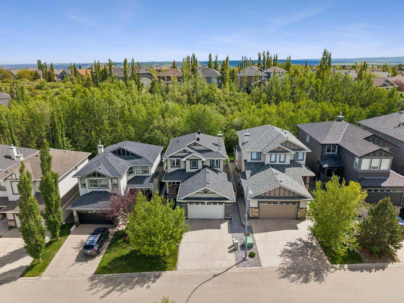 90 Royal Oak Grove NW, T3G 5L8