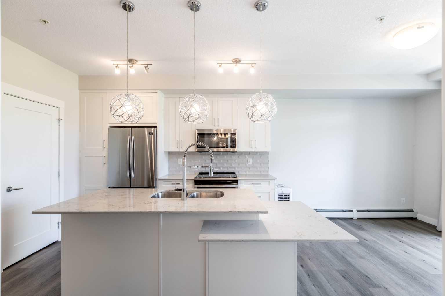 111, 300 Auburn Meadows Common SE, T3M3E7