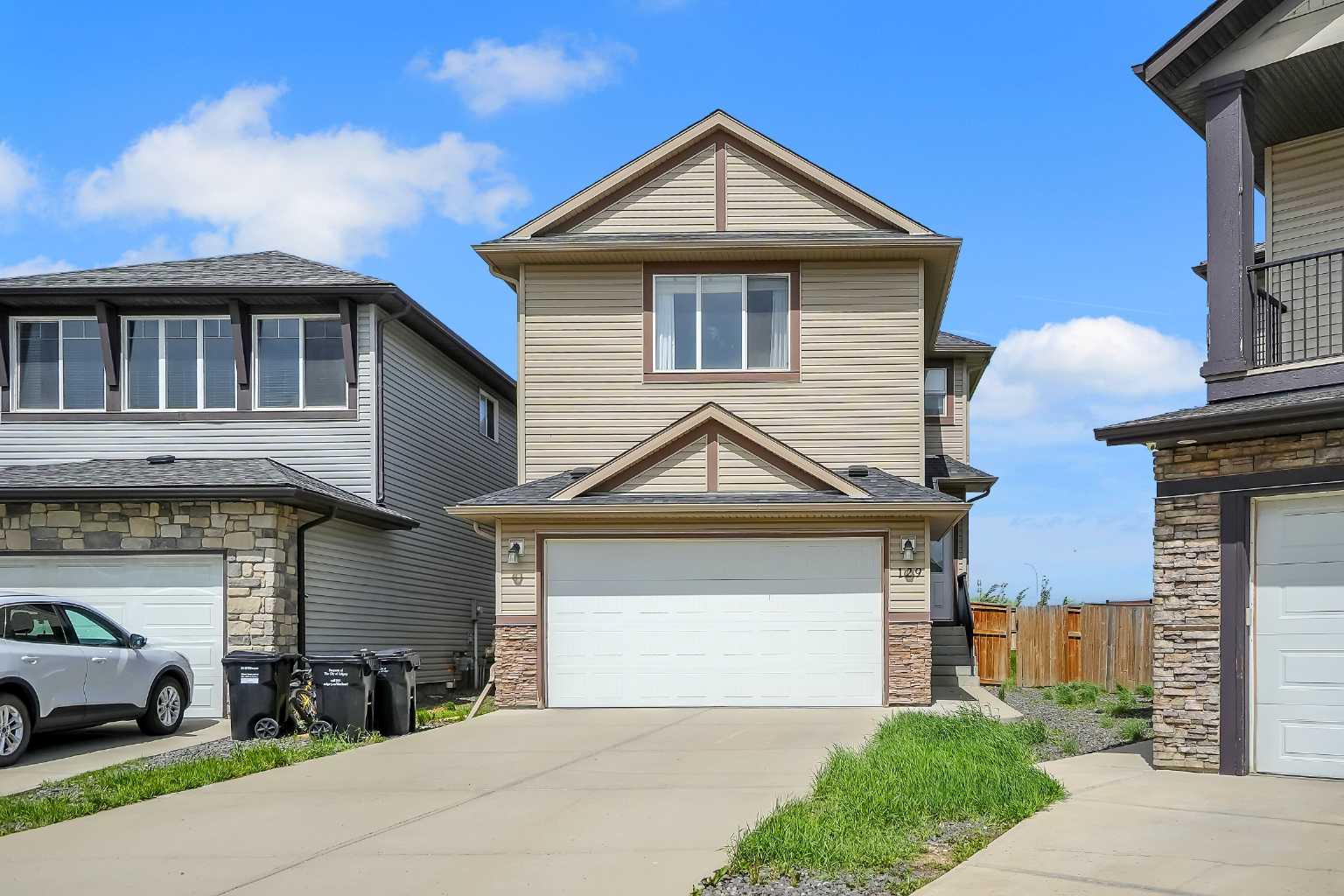 129 Covecreek Bay NE, T3K 0N1