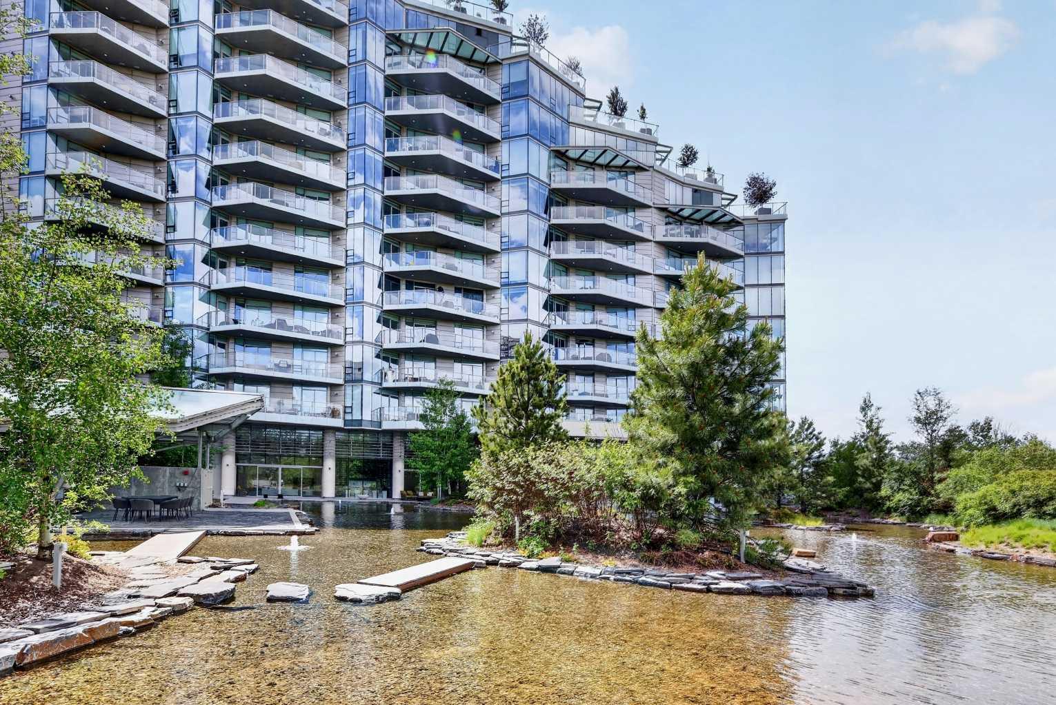 807, 738 1 Avenue SW, T2P5G8
