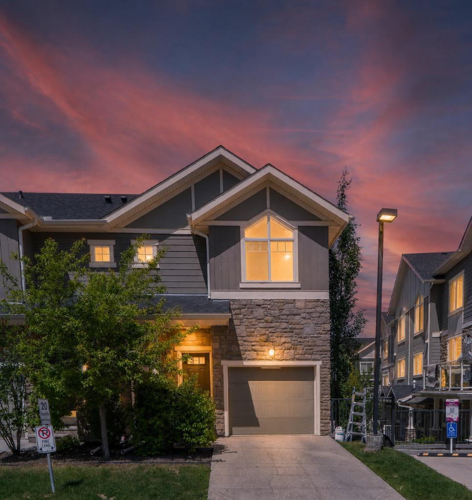 558 Evanston Manor NW, T3P 0R8