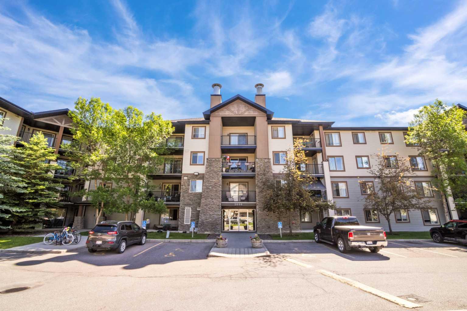 2431, 8 Bridlecrest Drive SW, T2Y 0H7