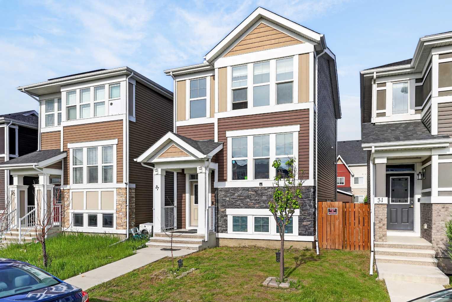 27 Red Embers Lane NE, T3N 0R2
