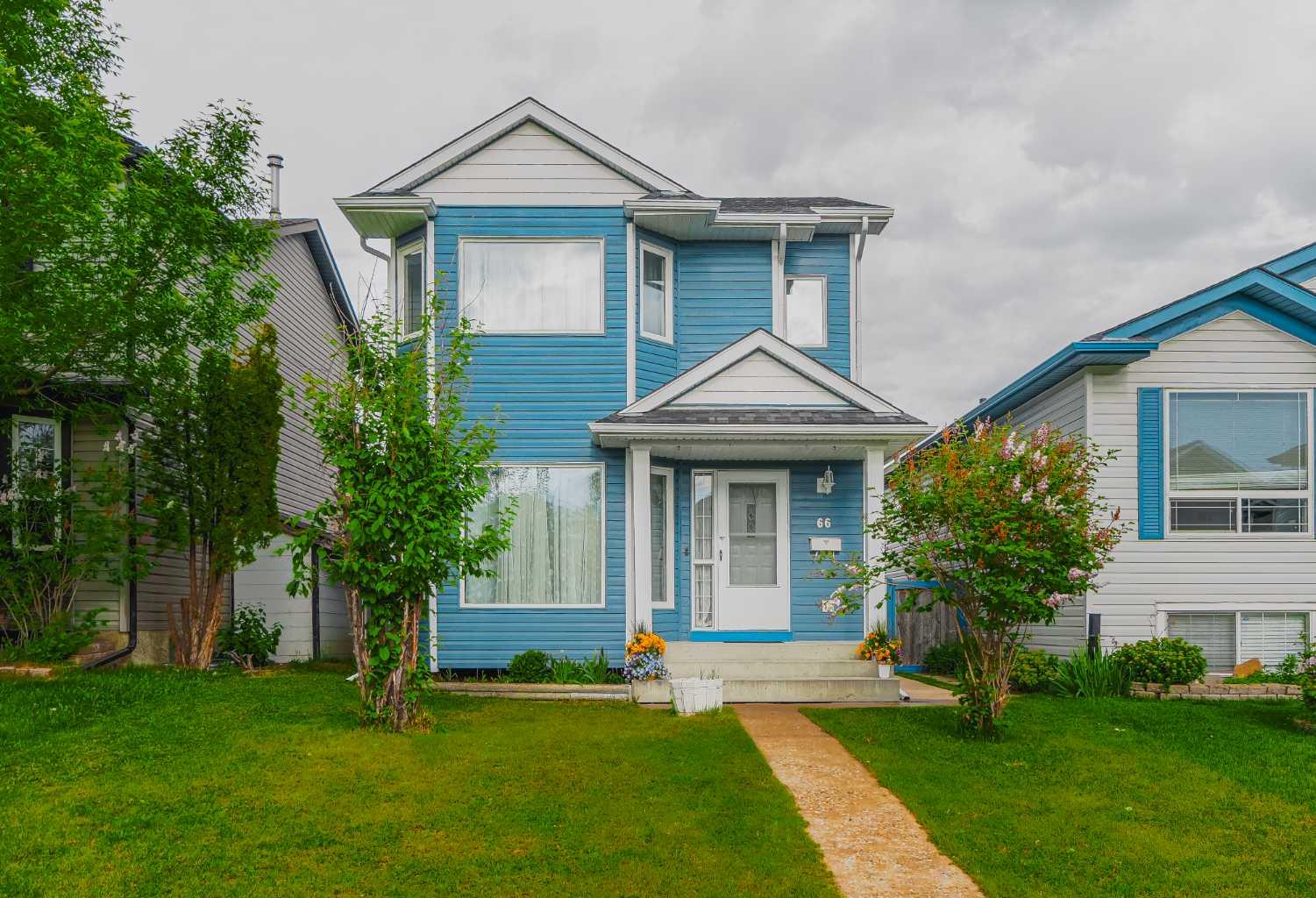 66 Martin Crossing Close NE, T3J 3S2